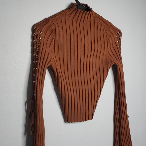 Fashion Nova Sweaters - Fashion Nova Lace Up Sleeve Cropped Sweater